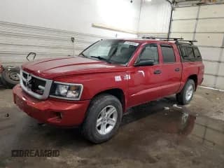 ✅ 2009 Dodge Dakota Bighorn/Lonestar • VIN: 1D7HW38P19S778173 • Lot: 51582035. Wystawiony na Copart z przebiegiem 43 544 mil. Bezpłatny archiwum sprzedaży aukcyjnych z USA i szczegółowy raport historii pojazdu na DreamBid. Zdjęcie 1.