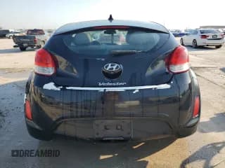 ✅ 2014 Hyundai Veloster • VIN: KMHTC6AD5EU215720 • Lot: 74894404. Wystawiony na Copart z przebiegiem 119 594 mil. Bezpłatny archiwum sprzedaży aukcyjnych z USA i szczegółowy raport historii pojazdu na DreamBid. Zdjęcie 6.