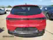 2024 Dodge Hornet R/T z VIN ZACPDFCW6R3A19821, wystawiony jako Copart lot #53829735 z przebiegiem 8 471 mil mil oraz Szkoda całkowita • Salvage title. Historia ofert i sprzedaży dostępna na DreamBid. Obrazek 6.