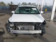 ✅ 2020 Hyundai Ioniq SE • VIN: KMHC75LJXLU068566 • Lot: 41048842. Wystawiony na IAAI z przebiegiem 39 232 mil. Bezpłatny archiwum sprzedaży aukcyjnych z USA i szczegółowy raport historii pojazdu na DreamBid. Zdjęcie 13.