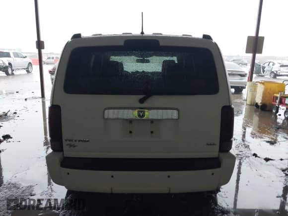 2008 Dodge Nitro R/T with VIN 1D8GT58638W218746, listed as a IAAI auction lot 42200153 with 186,676 mi miles and . Bid and sale history available at DreamBid. Image 16.