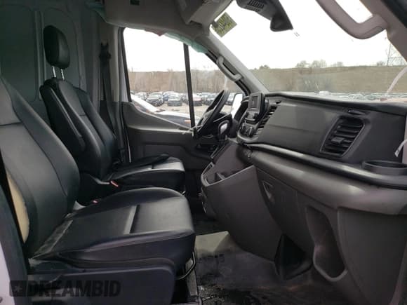 ✅ 2023 Ford Transit Cargo • VIN: 1FTYE2CG5PKB19301 • Лот: 50044225. Опубликован ранее на Copart с пробегом 38 943 миль. Бесплатный доступ к архиву аукционных продаж из США и подробный отчёт об истории автомобиля на DreamBid. Изображение 7.