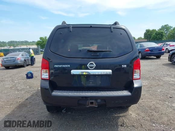 ✅ 2008 Nissan Pathfinder S • VIN: 5N1AR18B88C607033 • Lot: 42237879. Listed on IAAI with 149,870 mi. Free auction sales archive from the USA and detailed vehicle history report at DreamBid. Image 15.