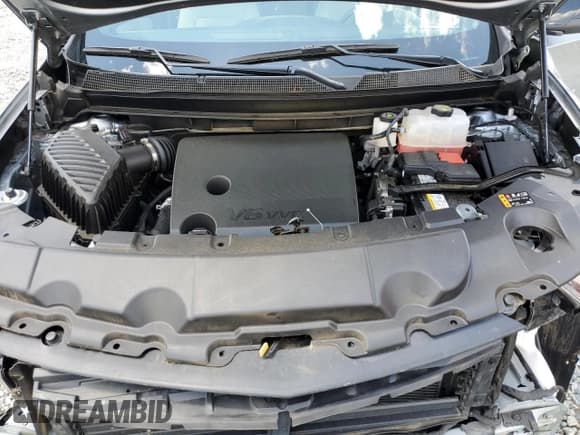 ✅ 2023 Chevrolet Traverse LS • VIN: 1GNERFKW8PJ278754 • Lot: 56452164. Wystawiony na Copart z przebiegiem 18 627 mil. Bezpłatny archiwum sprzedaży aukcyjnych z USA i szczegółowy raport historii pojazdu na DreamBid. Zdjęcie 12.