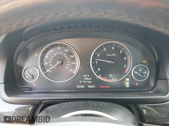 ✅ 2013 BMW 5 Series 550i xDrive • VIN: WBAFU9C51DDY70930 • Lot: 71580755. Listed on Copart with 127,406 mi. Free auction sales archive from the USA and detailed vehicle history report at DreamBid. Image 9.