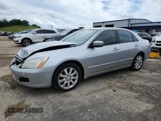 ✅ 2006 Honda Accord EX-L • VIN: 1HGCM66896A024061 • Lot: 62423045. Wystawiony na Copart z przebiegiem 199 065 mil. Bezpłatny archiwum sprzedaży aukcyjnych z USA i szczegółowy raport historii pojazdu na DreamBid. Zdjęcie 1.