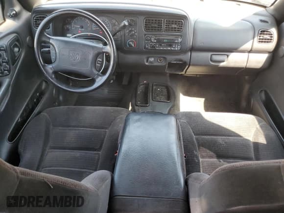 ✅ 2000 Dodge Dakota Sport • VIN: 1B7GL2AN4YS720364 • Lot: 68598355. Listed on Copart with 264,504 mi. Free auction sales archive from the USA and detailed vehicle history report at DreamBid. Image 8.