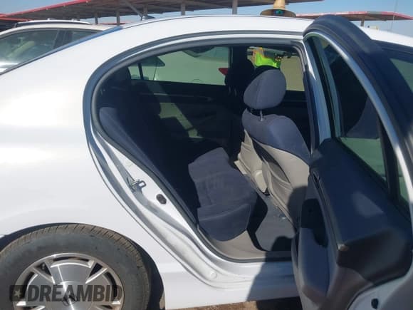 ✅ 2009 Honda Civic • VIN: JHMFA36259S015577 • Lot: 43663762. Listed on IAAI with 127,353 mi. Free auction sales archive from the USA and detailed vehicle history report at DreamBid. Image 8.