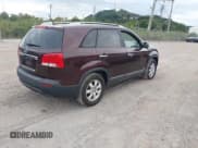 ✅ 2012 Kia Sorento LX • VIN: 5XYKTDA24CG269365 • Лот: 43102090. Опубликован ранее на IAAI с пробегом 122 369 миль. Бесплатный доступ к архиву аукционных продаж из США и подробный отчёт об истории автомобиля на DreamBid. Изображение 4.