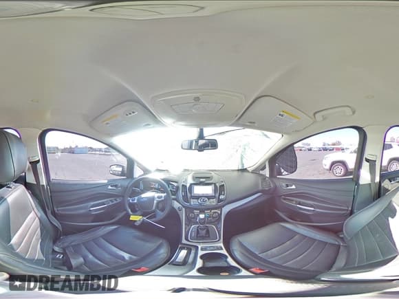 ✅ 2016 Ford C-Max SEL • VIN: 1FADP5BU9GL107430 • Lot: 84292444. Wystawiony na Copart z przebiegiem 225 319 mil. Bezpłatny archiwum sprzedaży aukcyjnych z USA i szczegółowy raport historii pojazdu na DreamBid. Zdjęcie 14.