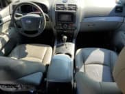 ✅ 2009 Kia Borrego EX • VIN: KNDJH741595034038 • Lot: 72565604. Wystawiony na Copart z przebiegiem 184 935 mil. Bezpłatny archiwum sprzedaży aukcyjnych z USA i szczegółowy raport historii pojazdu na DreamBid. Zdjęcie 8.