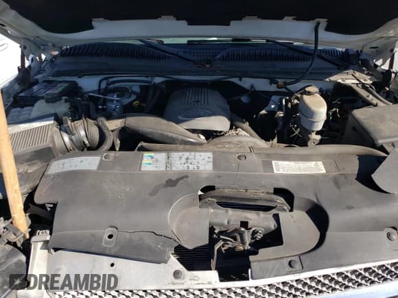 ✅ 2004 Chevrolet Silverado 2500HD LS • VIN: 1GCHK23U04F167615 • Lot: 80763805. Wystawiony na Copart z przebiegiem Nie podano. Bezpłatny archiwum sprzedaży aukcyjnych z USA i szczegółowy raport historii pojazdu na DreamBid. Zdjęcie 11.