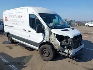 ✅ 2019 Ford Transit • VIN: 1FTYE2CMXKKA07267 • Lot: 41436154. Wystawiony na IAAI z przebiegiem 127 422 mil. Bezpłatny archiwum sprzedaży aukcyjnych z USA i szczegółowy raport historii pojazdu na DreamBid. Zdjęcie 1.