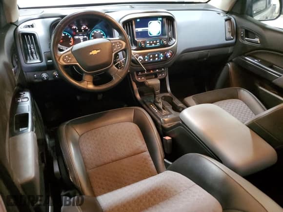 ✅ 2015 Chevrolet Colorado 4WD Z71 • VIN: 1GCHTCE38F1200853 • Лот: 46821265. Опубликован ранее на Copart с пробегом 83 578 миль. Бесплатный доступ к архиву аукционных продаж из США и подробный отчёт об истории автомобиля на DreamBid. Изображение 8.