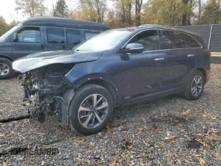✅ 2019 Kia Sorento EX • VIN: 5XYPHDA55KG526825 • Лот: 91268235. Опубликован ранее на Copart с пробегом 108 660 миль. Бесплатный доступ к архиву аукционных продаж из США и подробный отчёт об истории автомобиля на DreamBid. Изображение 1.