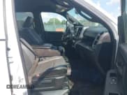 ✅ 2021 Ram 2500 Tradesman • VIN: 3C6UR5HJ7MG597531 • Lot: 42984126. Wystawiony na IAAI z przebiegiem 101 045 mil. Bezpłatny archiwum sprzedaży aukcyjnych z USA i szczegółowy raport historii pojazdu na DreamBid. Zdjęcie 5.