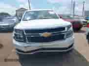 2018 Chevrolet Suburban LS z VIN 1GNSKGKC8JR120734, wystawiony jako IAAI lot #42601816 z przebiegiem 149 376 mil mil oraz . Historia ofert i sprzedaży dostępna na DreamBid. Obrazek 12.