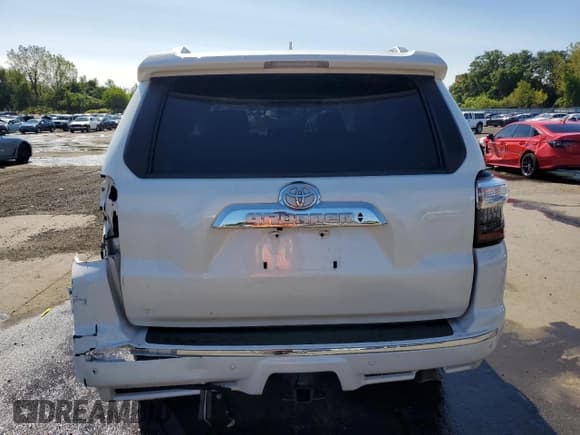 ✅ 2017 Toyota 4Runner TRD Off Road Premium • VIN: JTEBU5JR9H5424925 • Lot: 71713355. Listed on Copart with Not provided. Free auction sales archive from the USA and detailed vehicle history report at DreamBid. Image 6.