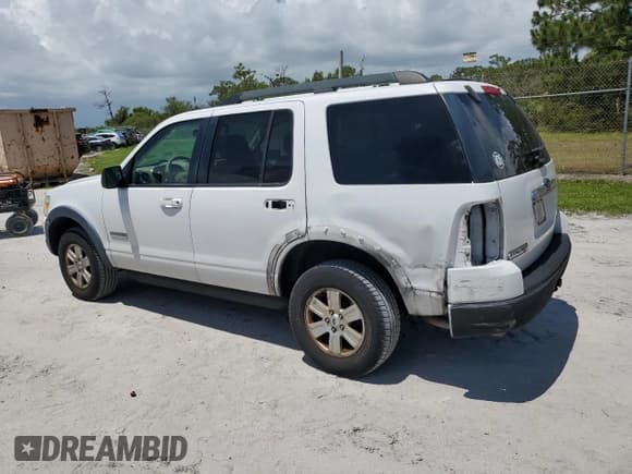 ✅ 2007 Ford Explorer XLT • VIN: 1FMEU63E57UA98588 • Lot: 60861605. Listed on Copart with 174,118 mi. Free auction sales archive from the USA and detailed vehicle history report at DreamBid. Image 2.