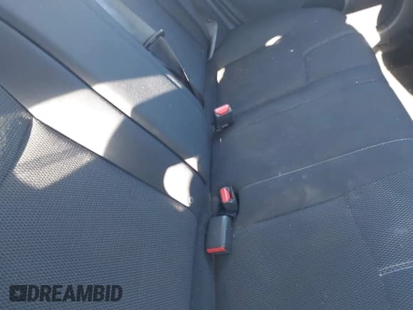 ✅ 2016 Nissan Sentra SL • VIN: 3N1AB7AP9GY291099 • Lot: 43821867. Wystawiony na IAAI z przebiegiem 146 001 mil. Bezpłatny archiwum sprzedaży aukcyjnych z USA i szczegółowy raport historii pojazdu na DreamBid. Zdjęcie 8.