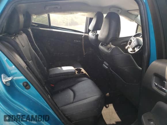 2017 Toyota Prius Plus с VIN JTDKARFP6H3033982, выставлен на аукционе Copart как лот 67222745 с пробегом 111 481 миль миль и Списание • Salvage title. История ставок и продаж доступна на DreamBid. Изображение 10.