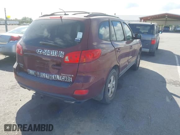 ✅ 2007 Hyundai Santa Fe GLS • VIN: 5NMSG13DX7H124022 • Lot: 43661840. Listed on IAAI with 218,044 mi. Free auction sales archive from the USA and detailed vehicle history report at DreamBid. Image 4.