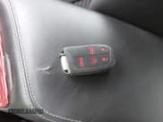 ✅ 2016 Dodge Challenger SXT • VIN: 2C3CDZAG4GH240163 • Lot: 43392879. Wystawiony na IAAI z przebiegiem 137 975 mil. Bezpłatny archiwum sprzedaży aukcyjnych z USA i szczegółowy raport historii pojazdu na DreamBid. Zdjęcie 11.