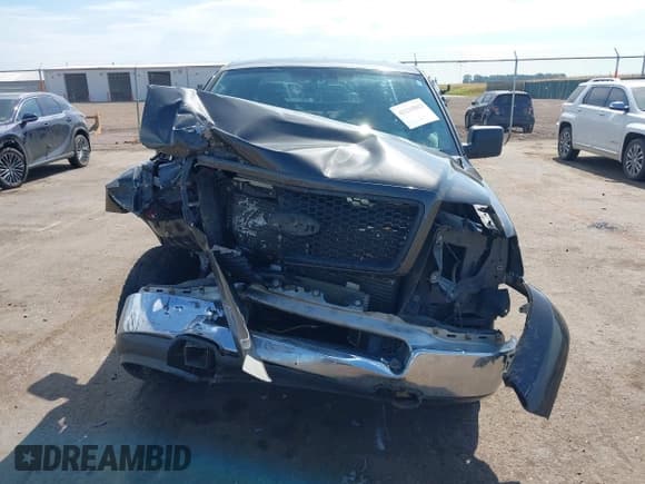 ✅ 2005 Ford F-150 XLT • VIN: 1FTPX14575NA48630 • Lot: 43215013. Listed on IAAI with 116,946 mi. Free auction sales archive from the USA and detailed vehicle history report at DreamBid. Image 13.