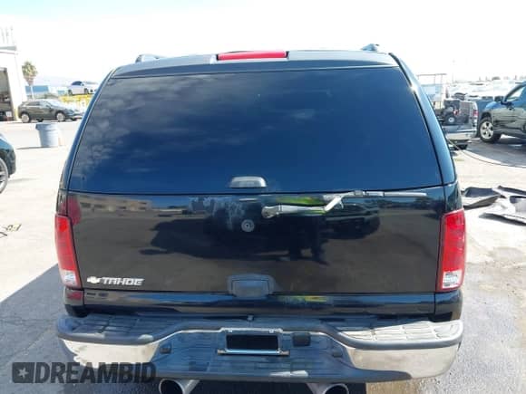 2006 Chevrolet Tahoe LS z VIN 1GNEC13V66J162073, wystawiony jako IAAI lot #43319885 z przebiegiem 114 000 mil mil oraz . Historia ofert i sprzedaży dostępna na DreamBid. Obrazek 16.