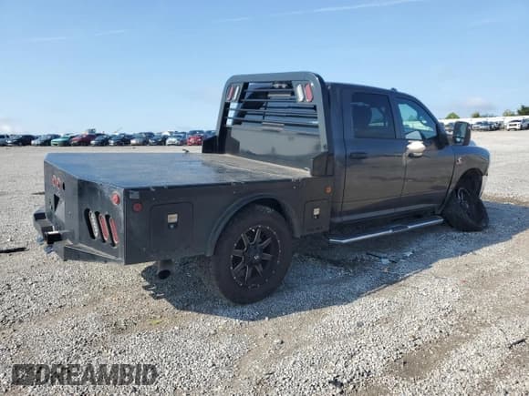 ✅ 2023 Ram 2500 Tradesman • VIN: 3C6UR5CLXPG530385 • Лот: 68439295. Опубликован ранее на Copart с пробегом Не указан. Бесплатный доступ к архиву аукционных продаж из США и подробный отчёт об истории автомобиля на DreamBid. Изображение 3.
