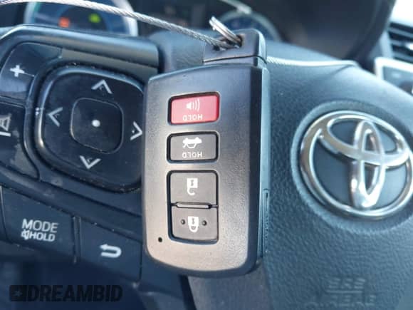 2016 Toyota Camry LE z VIN 4T1BD1FK6GU186234, wystawiony jako IAAI lot #43491861 z przebiegiem 230 600 mil mil oraz . Historia ofert i sprzedaży dostępna na DreamBid. Obrazek 11.