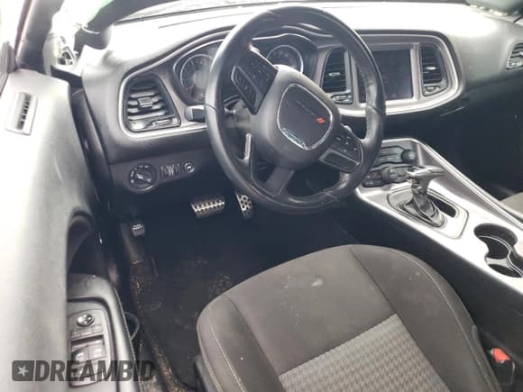 ✅ 2021 Dodge Challenger R/T Scat Pack • VIN: 2C3CDZFJ6MH627815 • Lot: 39750474. Wystawiony na Copart z przebiegiem 88 929 mil. Bezpłatny archiwum sprzedaży aukcyjnych z USA i szczegółowy raport historii pojazdu na DreamBid. Zdjęcie 8.