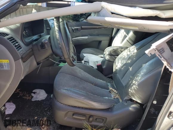 ✅ 2011 Hyundai Santa Fe SE • VIN: 5XYZH4AG0BG006848 • Лот: 76559544. Опубликован ранее на Copart с пробегом 154 630 миль. Бесплатный доступ к архиву аукционных продаж из США и подробный отчёт об истории автомобиля на DreamBid. Изображение 7.