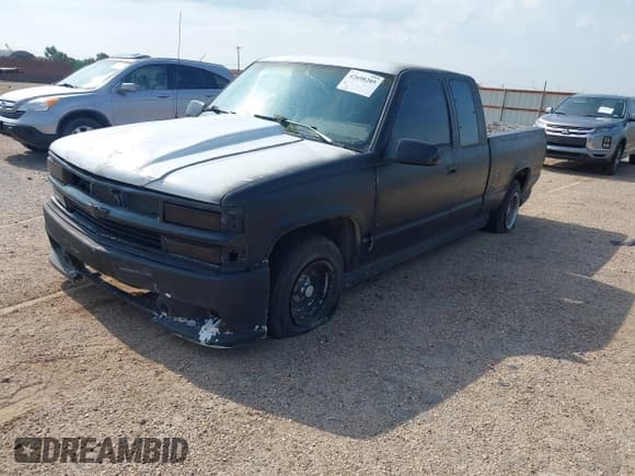 ✅ 1991 Chevrolet Silverado 1500 • VIN: 2GCEC19KXM1232476 • Lot: 42698205. Wystawiony na IAAI z przebiegiem 173 600 mil. Bezpłatny archiwum sprzedaży aukcyjnych z USA i szczegółowy raport historii pojazdu na DreamBid. Zdjęcie 2.