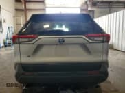 ✅ 2022 Toyota RAV4 Hybrid XLE • VIN: 4T3RWRFV2NU078747 • Lot: 91839235. Wystawiony na Copart z przebiegiem 63 932 mil. Bezpłatny archiwum sprzedaży aukcyjnych z USA i szczegółowy raport historii pojazdu na DreamBid. Zdjęcie 6.