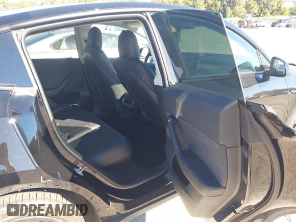 ✅ 2022 Tesla Model Y Performance • VIN: 7SAYGDEF3NF557760 • Лот: 43426846. Опубликован ранее на IAAI с пробегом 16 441 миль. Бесплатный доступ к архиву аукционных продаж из США и подробный отчёт об истории автомобиля на DreamBid. Изображение 8.