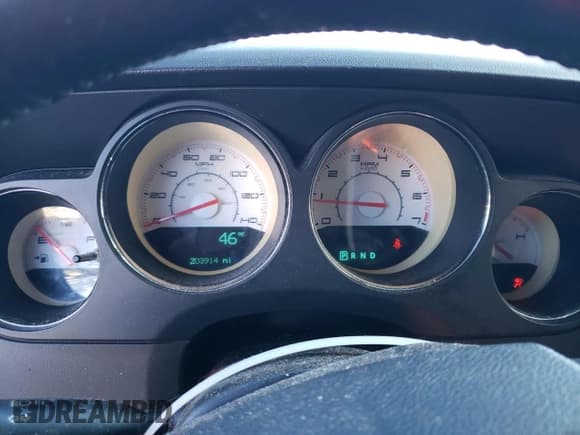 ✅ 2011 Dodge Challenger • VIN: 2B3CJ4DG3BH603968 • Lot: 84442014. Wystawiony na Copart z przebiegiem 203 914 mil. Bezpłatny archiwum sprzedaży aukcyjnych z USA i szczegółowy raport historii pojazdu na DreamBid. Zdjęcie 9.