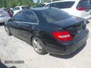 ✅ 2013 Mercedes-Benz C 250 Sport • VIN: WDDGF4HB5DA827184 • Лот: 42331098. Опубликован ранее на IAAI с пробегом 172 158 миль. Бесплатный доступ к архиву аукционных продаж из США и подробный отчёт об истории автомобиля на DreamBid. Изображение 3.