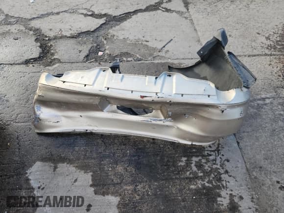 ✅ 2001 Acura TL • VIN: 19UUA56681A021067 • Lot: 85862575. Listed on Copart with 167,367 mi. Free auction sales archive from the USA and detailed vehicle history report at DreamBid. Image 12.