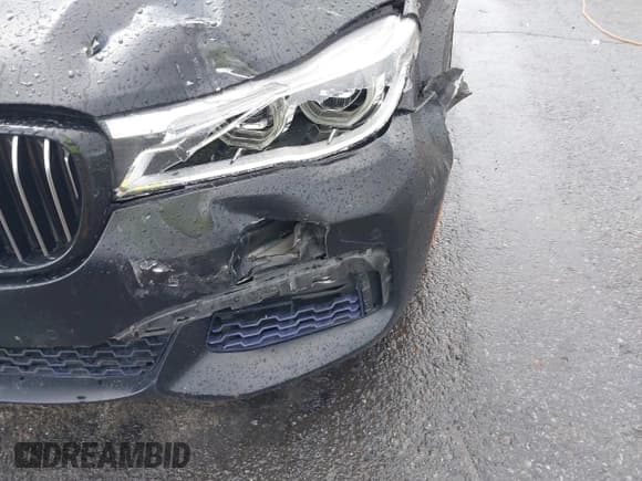 ✅ 2018 BMW 7 Series ALPINA B7 xDrive • VIN: WBA7F2C57JB238219 • Lot: 41996112. Wystawiony na IAAI z przebiegiem Nie podano. Bezpłatny archiwum sprzedaży aukcyjnych z USA i szczegółowy raport historii pojazdu na DreamBid. Zdjęcie 6.