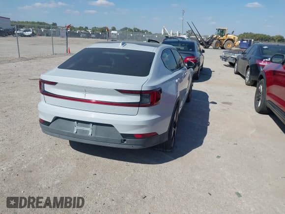 ✅ 2023 Polestar 2 • VIN: YSMED3KA7PL114642 • Lot: 43474318. Wystawiony na IAAI z przebiegiem 47 246 mil. Bezpłatny archiwum sprzedaży aukcyjnych z USA i szczegółowy raport historii pojazdu na DreamBid. Zdjęcie 4.