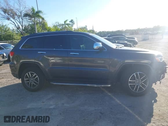 ✅ 2019 Jeep Grand Cherokee Limited • VIN: 1C4RJEBG6KC851345 • Lot: 43658477. Listed on IAAI with 132,886 mi. Free auction sales archive from the USA and detailed vehicle history report at DreamBid. Image 14.