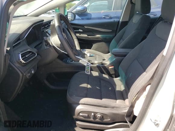 ✅ 2023 Chevrolet Bolt EV 1LT • VIN: 1G1FW6S07P4160283 • Lot: 62482894. Wystawiony na Copart z przebiegiem 16 948 mil. Bezpłatny archiwum sprzedaży aukcyjnych z USA i szczegółowy raport historii pojazdu na DreamBid. Zdjęcie 7.