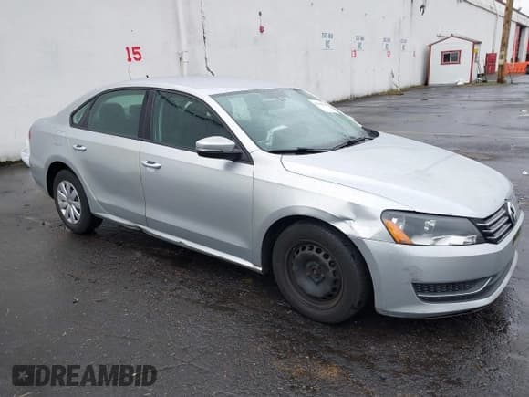 ✅ 2013 Volkswagen Passat S • VIN: 1VWAP7A38DC046923 • Lot: 43345919. Listed on IAAI with 140,153 mi. Free auction sales archive from the USA and detailed vehicle history report at DreamBid. Image 13.