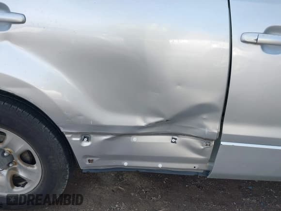 ✅ 2008 Suzuki Grand Vitara • VIN: JS3TE941984101615 • Lot: 41537613. Wystawiony na IAAI z przebiegiem 162 786 mil. Bezpłatny archiwum sprzedaży aukcyjnych z USA i szczegółowy raport historii pojazdu na DreamBid. Zdjęcie 12.