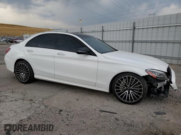 ✅ 2019 Mercedes-Benz C 300 • VIN: 55SWF8DB2KU319860 • Лот: 67479085. Опубликован ранее на Copart с пробегом 95 650 миль. Бесплатный доступ к архиву аукционных продаж из США и подробный отчёт об истории автомобиля на DreamBid. Изображение 4.
