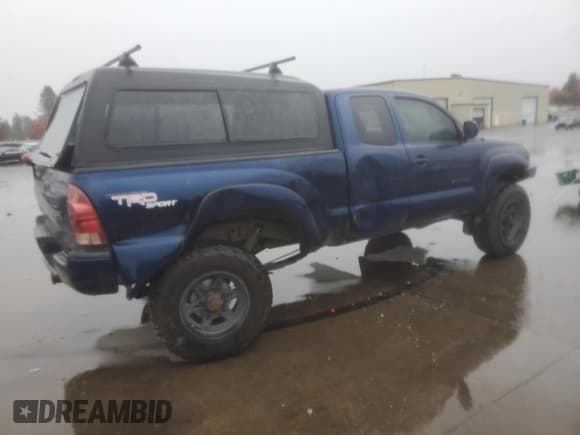 ✅ 2008 Toyota Tacoma • VIN: 5TEUU42N98Z535880 • Lot: 89721905. Wystawiony na Copart z przebiegiem 158 220 mil. Bezpłatny archiwum sprzedaży aukcyjnych z USA i szczegółowy raport historii pojazdu na DreamBid. Zdjęcie 3.