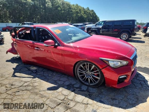 ✅ 2017 Infiniti Q50 Red Sport 400 • VIN: JN1FV7ARXHM871674 • Lot: 70320715. Wystawiony na Copart z przebiegiem 56 637 mil. Bezpłatny archiwum sprzedaży aukcyjnych z USA i szczegółowy raport historii pojazdu na DreamBid. Zdjęcie 4.