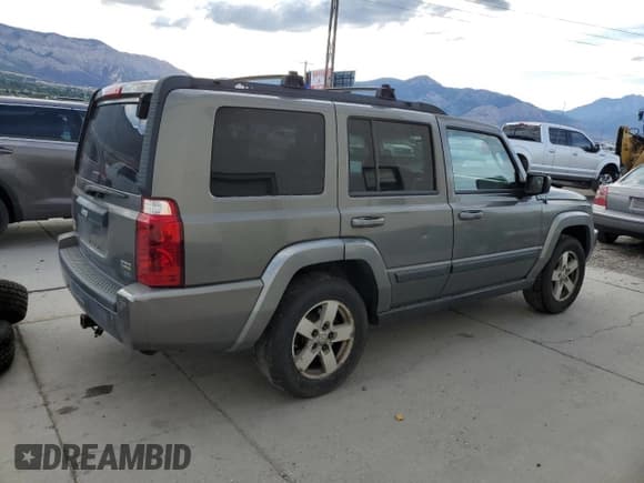 ✅ 2008 Jeep Commander Sport • VIN: 1J8HG48N68C172106 • Лот: 80186665. Опубликован ранее на Copart с пробегом 286 825 миль. Бесплатный доступ к архиву аукционных продаж из США и подробный отчёт об истории автомобиля на DreamBid. Изображение 3.