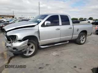 ✅ 2005 Dodge 1500 SLT • VIN: 1D7HA18DX5J575100 • Лот: 71294804. Размещён на Copart с пробегом Не указан миль. Получите бесплатный доступ к архиву аукционных продаж из США и посмотрите подробный отчёт об истории автомобиля на DreamBid. Изображение 1.